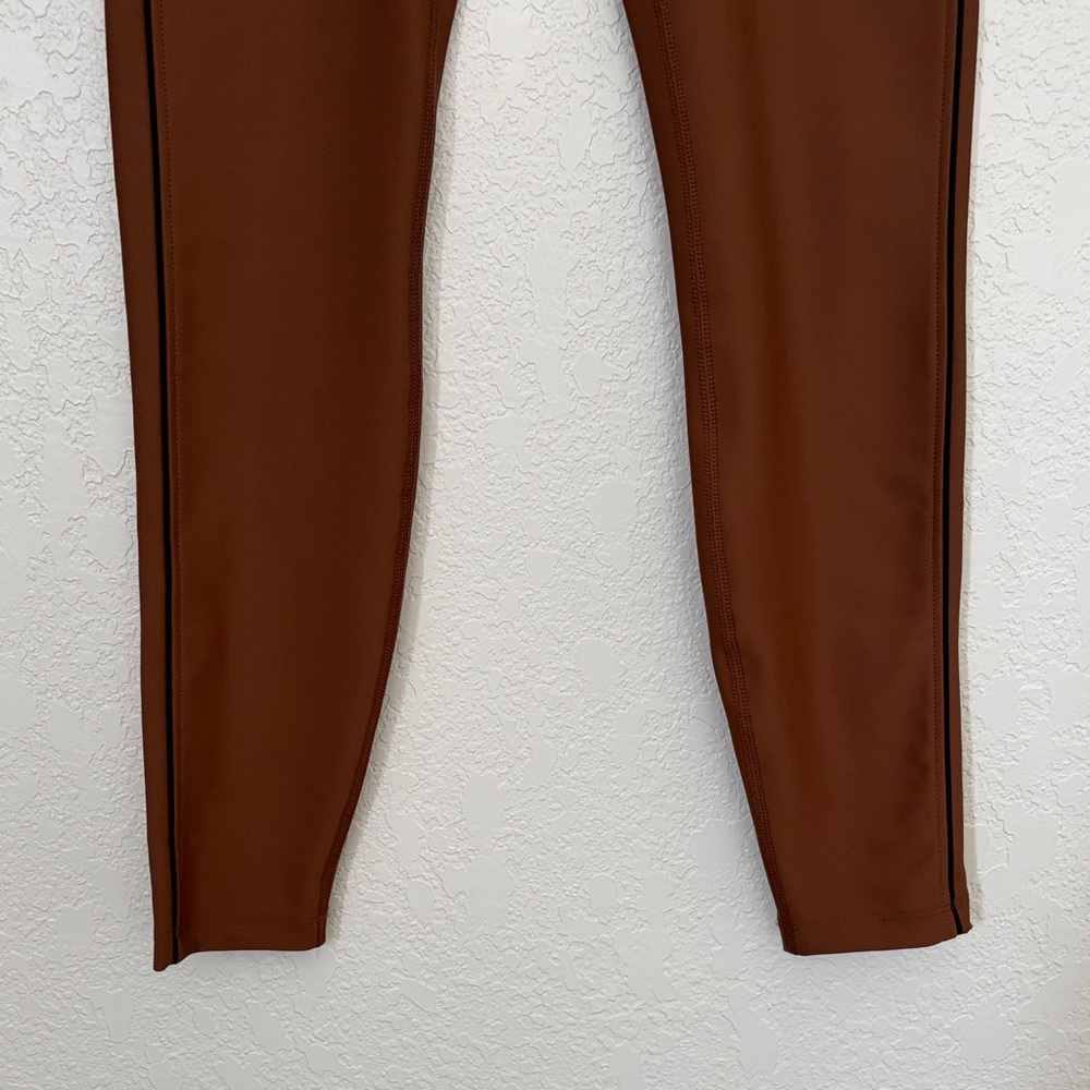 ALO Yoga Airlift High Waist Leggings in Copper - Picture 3 of 5